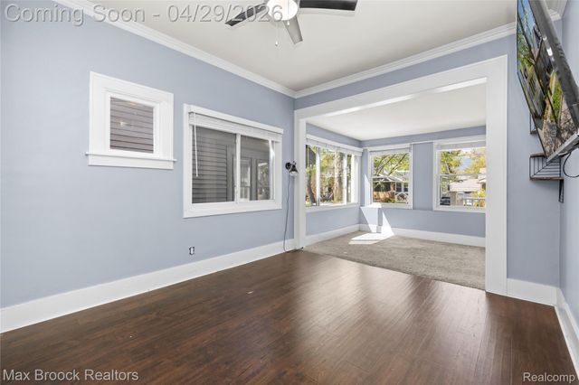 465 Pearson Street, Ferndale, MI 48220