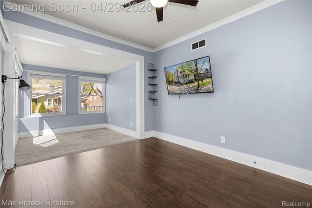 465 Pearson Street, Ferndale, MI 48220