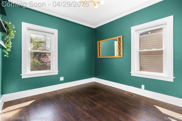 465 Pearson Street, Ferndale, MI 48220