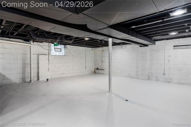 465 Pearson Street, Ferndale, MI 48220