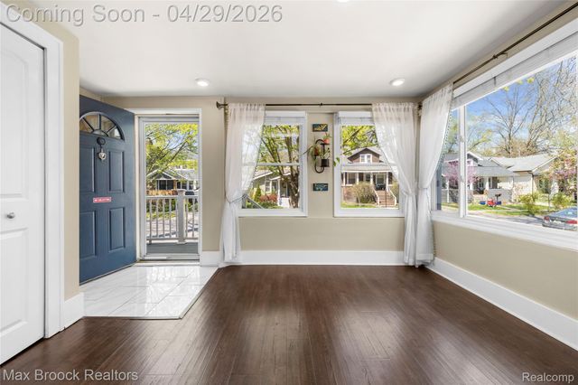 465 Pearson Street, Ferndale, MI 48220