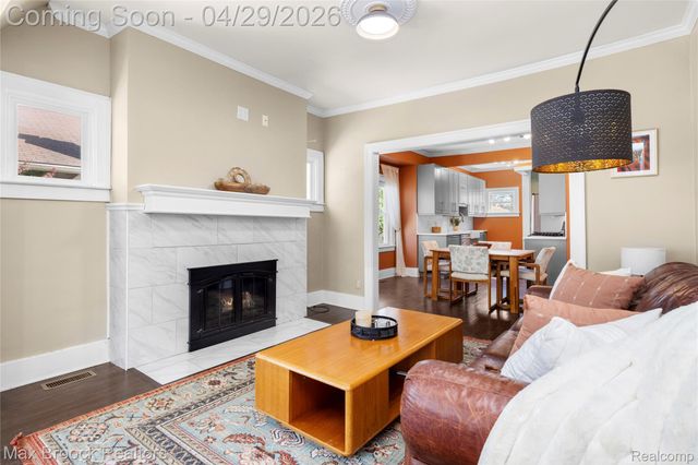 465 Pearson Street, Ferndale, MI 48220