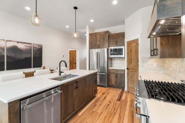 18257 Forestbrook Lp 24, Bend, OR 97707