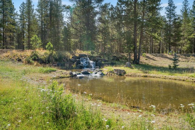 18257 Forestbrook Lp 24, Bend, OR 97707