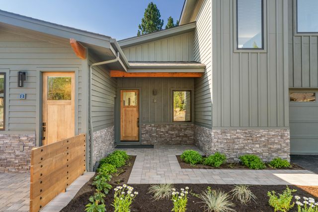 18257 Forestbrook Lp 24, Bend, OR 97707