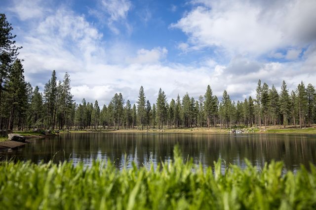 18257 Forestbrook Lp 24, Bend, OR 97707