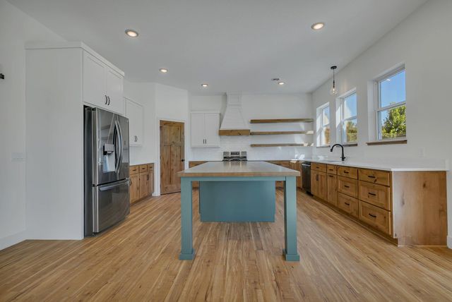 6624 Captains Circle NW, Sauk Rapids, MN 56379