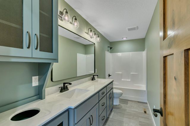 6624 Captains Circle NW, Sauk Rapids, MN 56379