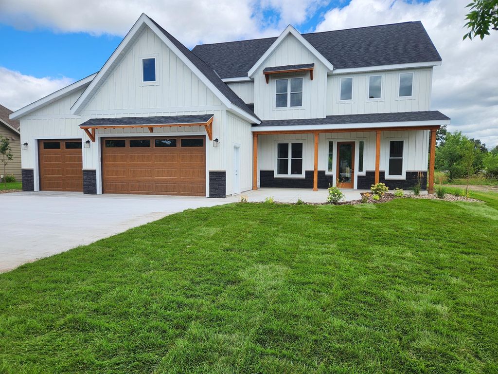 6624 Captains Circle NW, Sauk Rapids, MN 56379