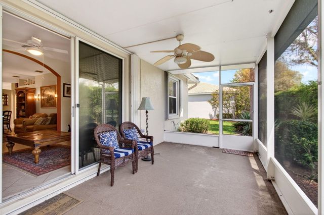 10732 Royal Caribbean Circle, Boynton Beach, FL 33437