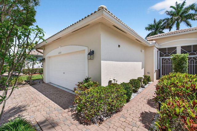10732 Royal Caribbean Circle, Boynton Beach, FL 33437