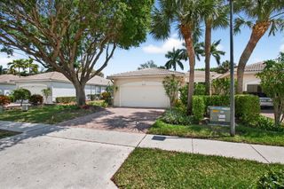10732 Royal Caribbean Circle, Boynton Beach, FL 33437