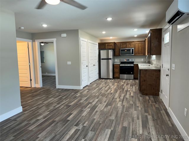 1286 Market Avenue, Westville, OK 74965