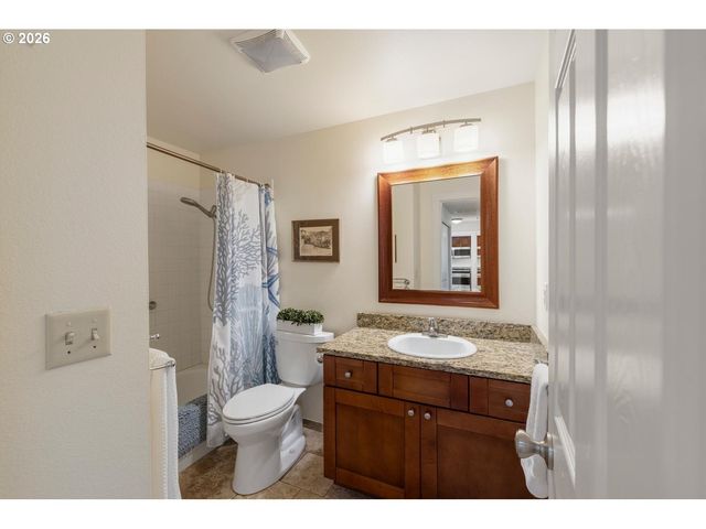 11495 Sw SPRINGWOOD Dr, Tigard, OR 97223