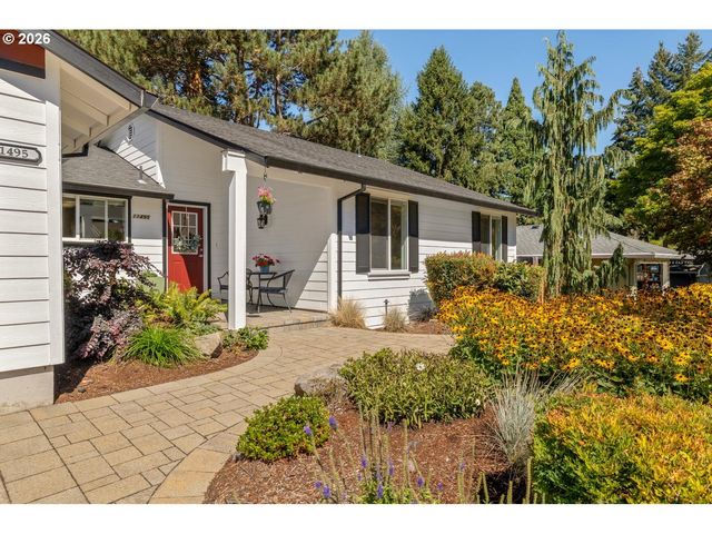 11495 Sw SPRINGWOOD Dr, Tigard, OR 97223