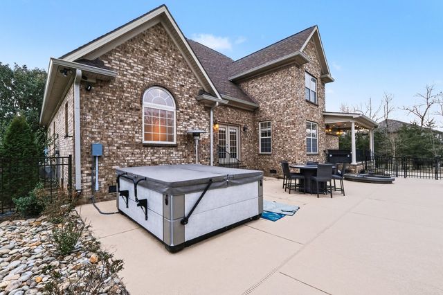 5418 Stonewood Dr, Smyrna, TN 37167