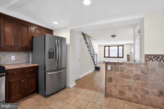 933 FERNON ST, Philadelphia, PA 19148