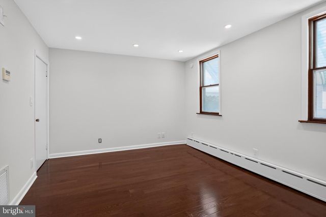 933 FERNON ST, Philadelphia, PA 19148