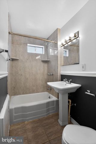 933 FERNON ST, Philadelphia, PA 19148
