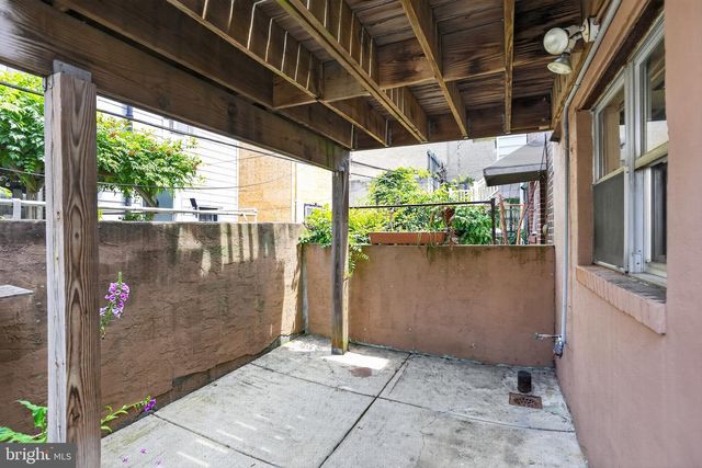 933 FERNON ST, Philadelphia, PA 19148