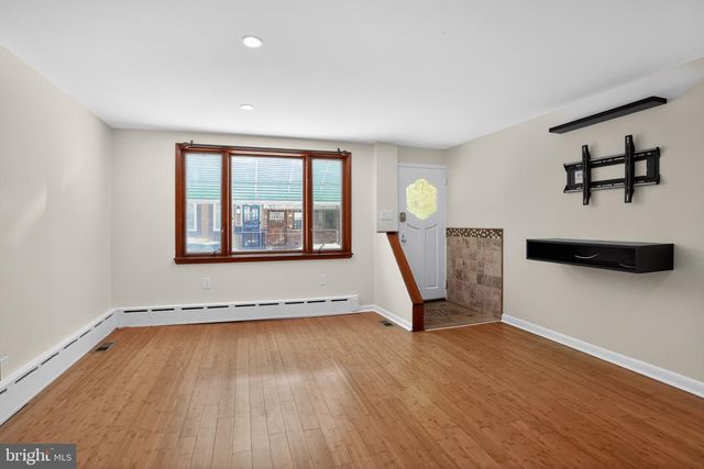 933 FERNON ST, Philadelphia, PA 19148