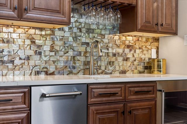 2005 Emma Drive, Tool, TX 75143