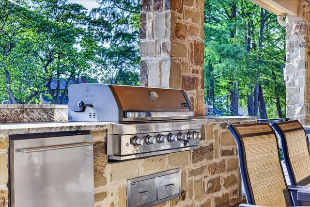 2005 Emma Drive, Tool, TX 75143