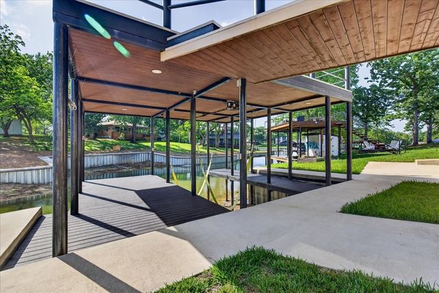 2005 Emma Drive, Tool, TX 75143