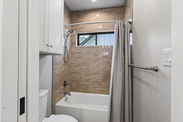 2005 Emma Drive, Tool, TX 75143