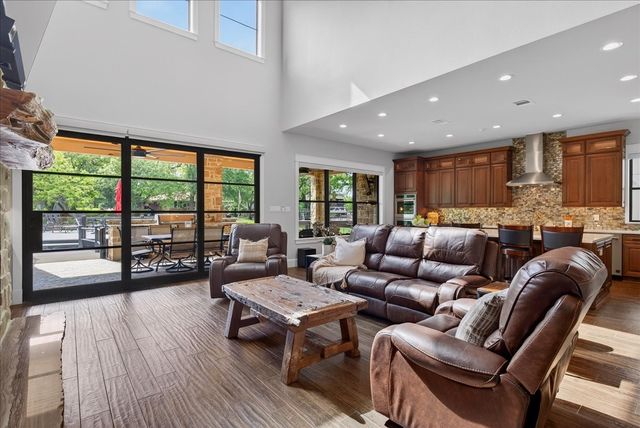 2005 Emma Drive, Tool, TX 75143