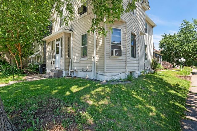 1730 10th Street, Moline, IL 61265