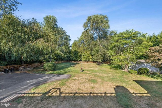 22810 RIDGE RD, Germantown, MD 20876