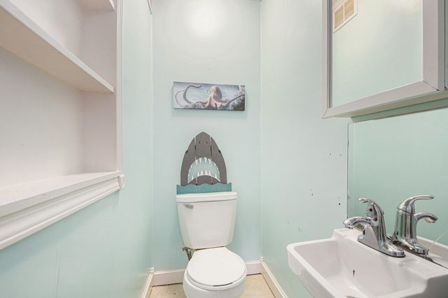 904 S 7Th Street, Goshen, IN 46526