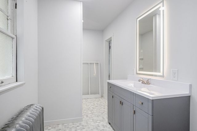 904 S 7Th Street, Goshen, IN 46526