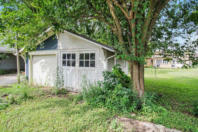 904 S 7Th Street, Goshen, IN 46526