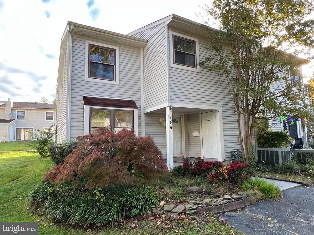 246 FIR TREE CT, Marlton, NJ 08053