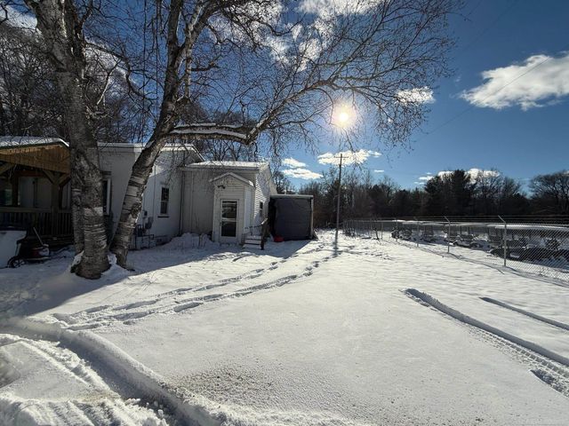 161 W Ludington Drive, Farwell, MI 48622