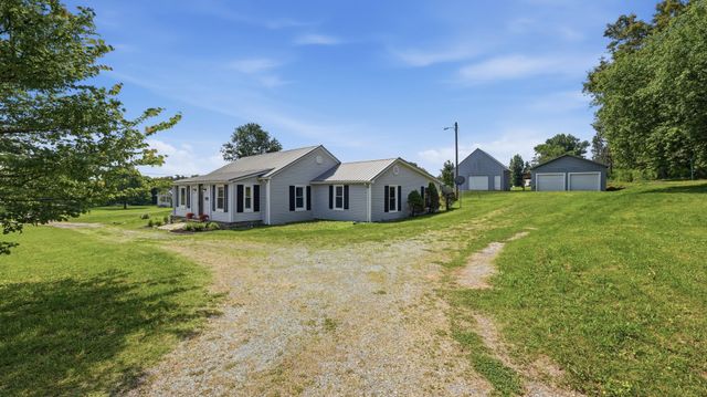 469 Fred Cooper Rd, Mcminnville, TN 37110