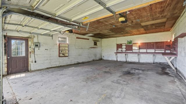 469 Fred Cooper Rd, Mcminnville, TN 37110