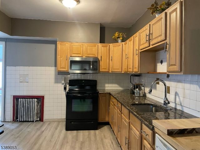 206 Bathgate Ave, South Bound Brook Boro, NJ 08880