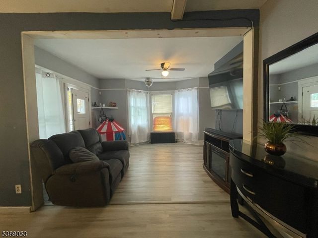 206 Bathgate Ave, South Bound Brook Boro, NJ 08880