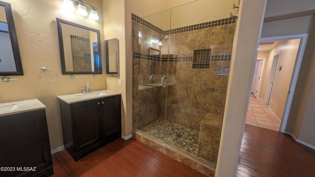 2520 W Tom Watson Drive, Tucson, AZ 85742