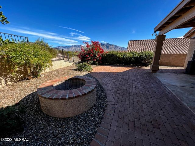 2520 W Tom Watson Drive, Tucson, AZ 85742
