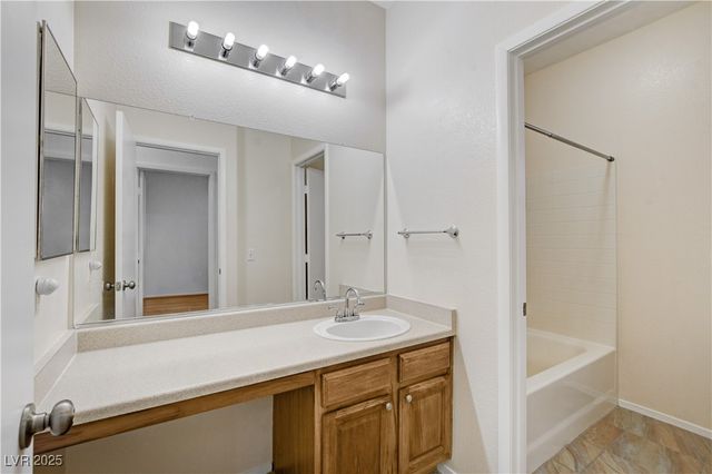 7821 Smokerise Court, Las Vegas, NV 89131