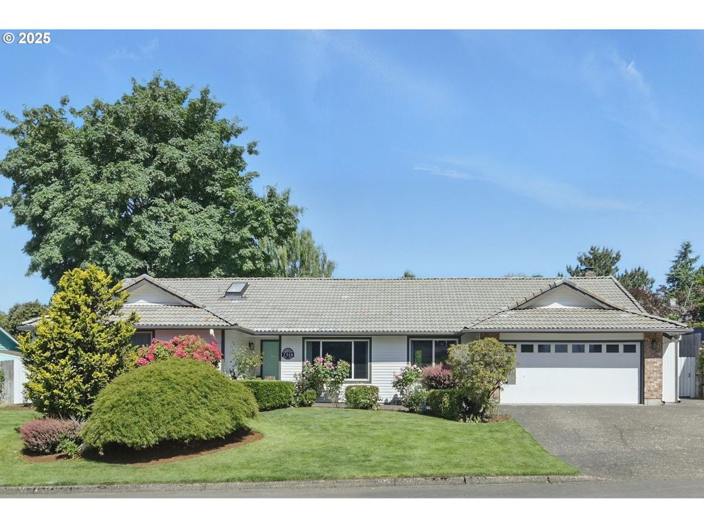 2318 Se PARK CREST Ave, Vancouver, WA 98683
