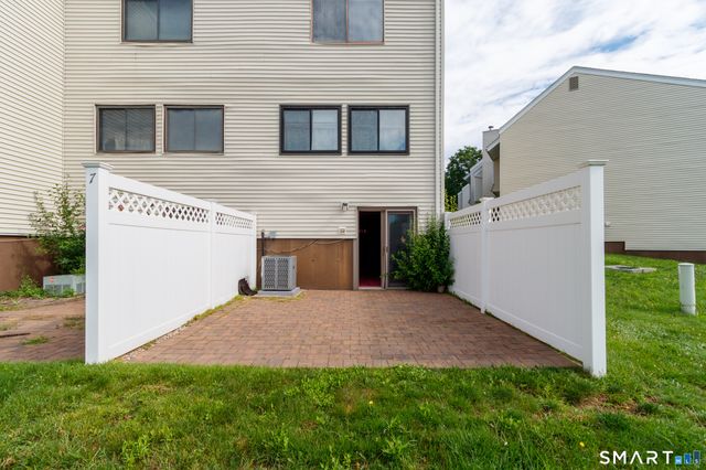 7 Spice Hill Drive 7, Wallingford, CT 06492