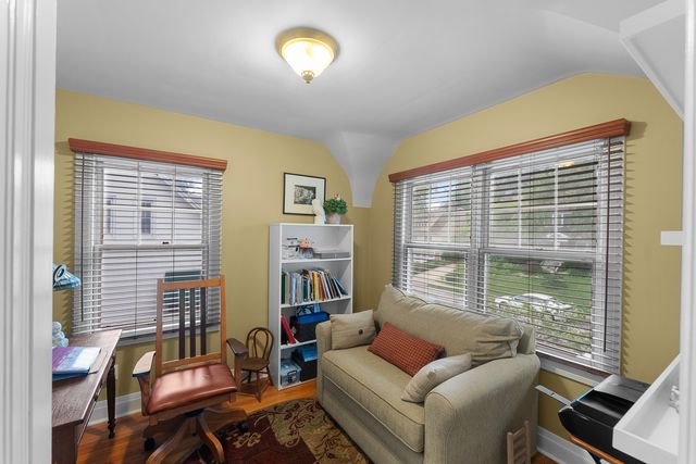 252 Hillcrest Avenue, Davenport, IA 52803