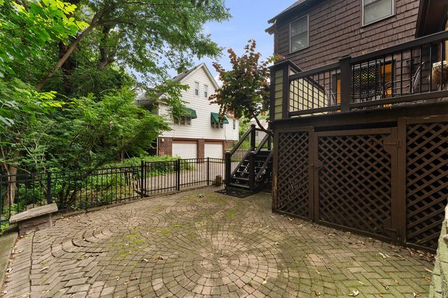 252 Hillcrest Avenue, Davenport, IA 52803