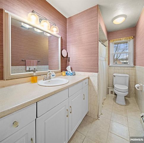 282 Nottingham Road, Ramsey, NJ 07446