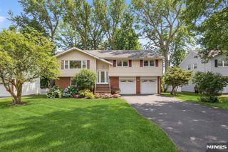 282 Nottingham Road, Ramsey, NJ 07446